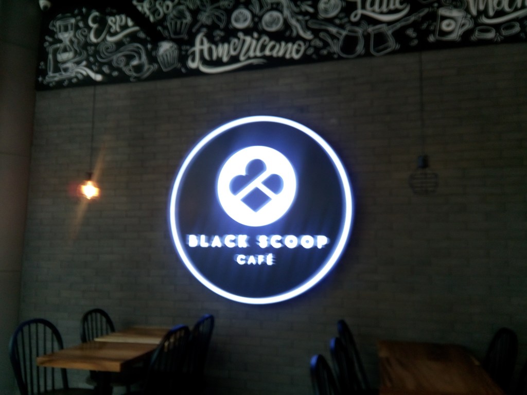 Black Scoop Cafe logo 