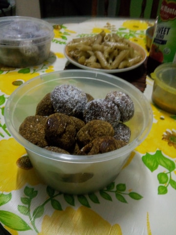 chocolate balls in different coatings .. looks like the munchkin donuts from Dunkin Donuts.