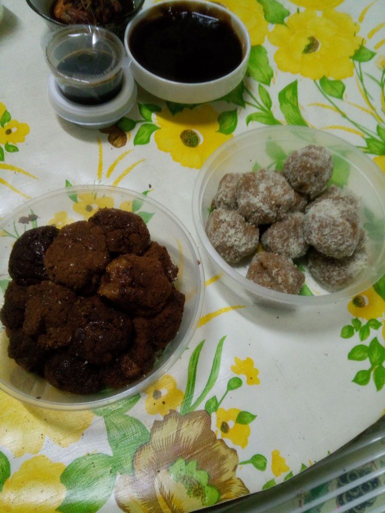 Graham Balls in Milo and almond coating